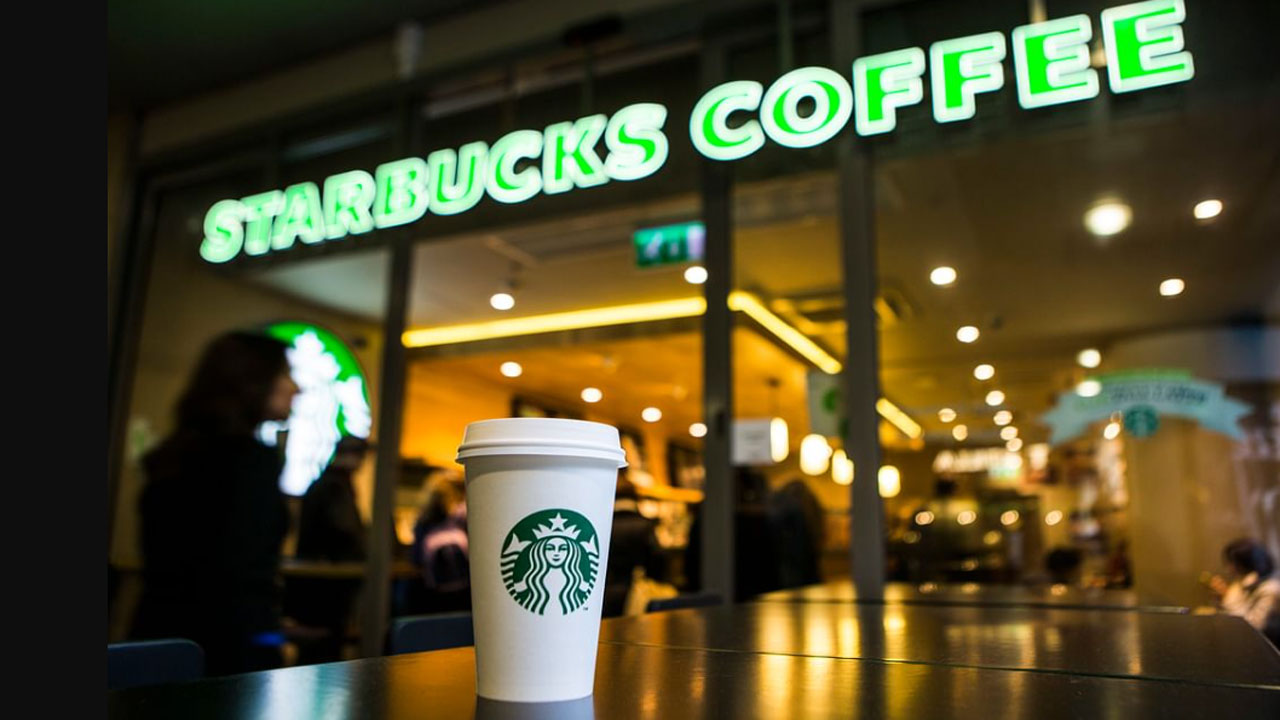 Starbucks: సడన్‌గా ఉద్యోగంలోంచి తొలగించారని కోపం.. స్టార్‌బక్స్ కంపెనీకి కలలో కూడా ఊహించని షాకిచ్చిన మహిళ..!