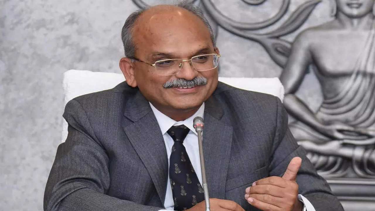 CS Jawahar Reddy: గృహ నిర్మాణాల ప్రగతిపై సమీక్ష.. కలెక్టర్లు యుద్ధప్రాతిపదిక ప్రత్యేక చర్యలు తీసుకోవాలి