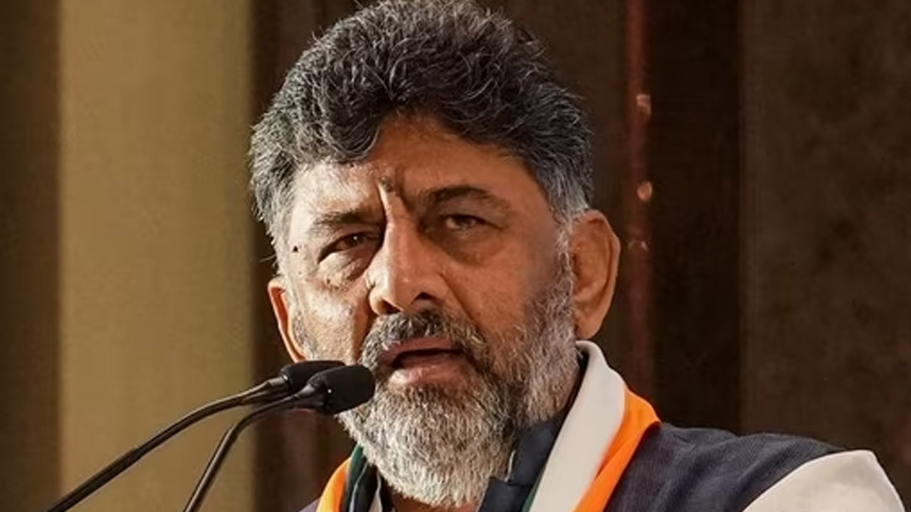 DK Shivakumar: పట్టుబడిన రూ.94 కోట్లు బీజేపీవే..