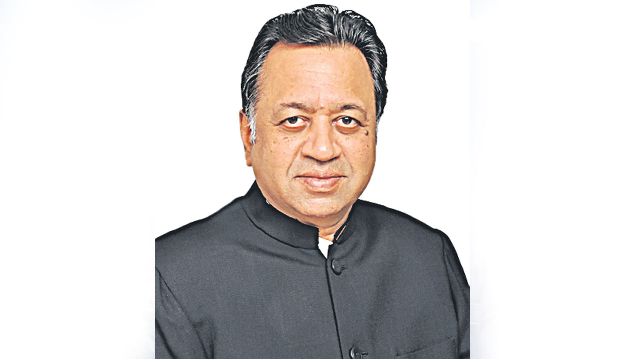 జస్టిస్ రమణ అసలు మధ్యవర్తి కాదు