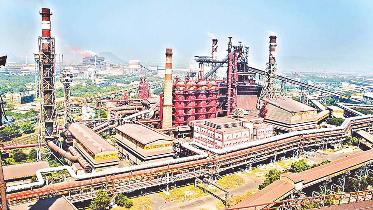 Vishaka Steel Plant : ఛత్తీస్‌గఢ్‌ది ఉక్కు.. విశాఖది తుక్కా?