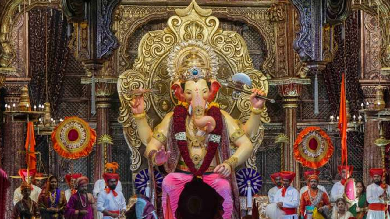 Lalbaugcha Raja: లాల్‌బాగ్చా గణేష్‌కు 3 రోజుల్లో రూ.కోటిన్నర విరాళం