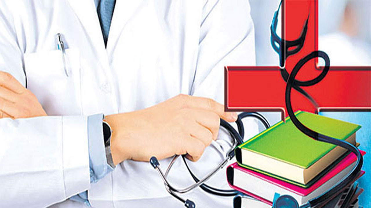 High Court Medical fees: పీజీ మెడికల్‌ అభ్యర్థులకు ఉపశమనం