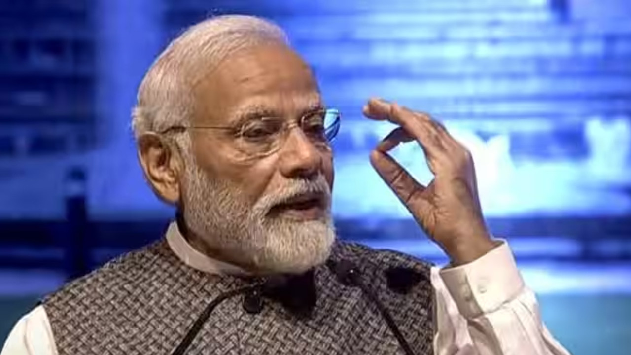 Narendra Modi: హిందువులను విభజించేందుకే కాంగ్రెస్ కులగణన జపం..