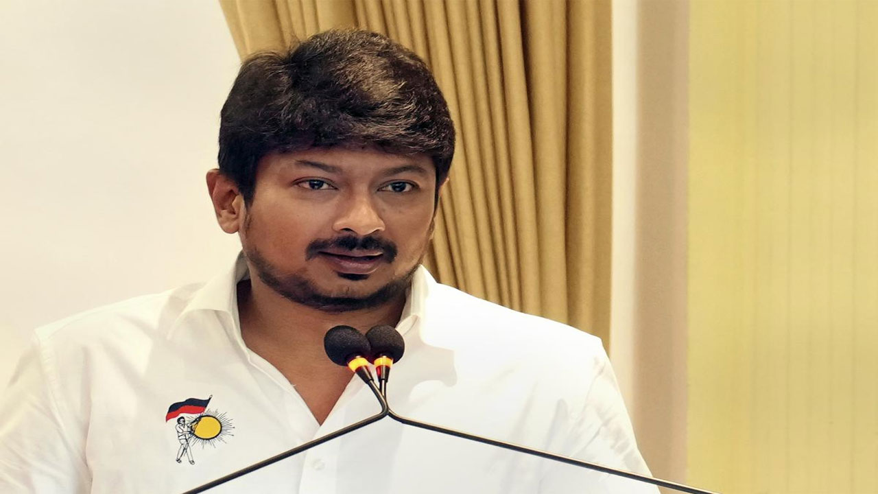 Udayanidhi: మోదీపై మంత్రి సెటైర్లు.. పైలట్‌ లేకుండా వెళ్తారేమో కానీ.. అదానీ లేకుండా మాత్రం వెళ్లరు..