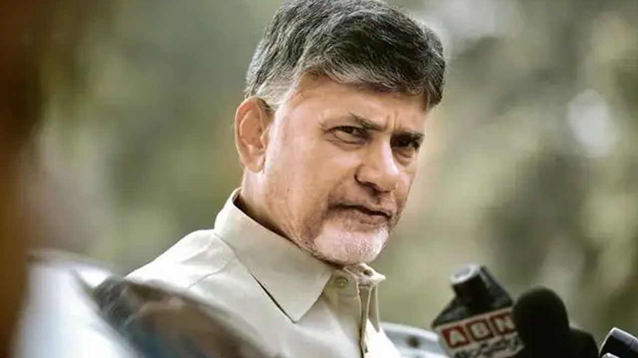 Chandrababu: అనంతపురంజిల్లాలో చంద్రబాబు పర్యటన.. ప్రాజెక్టుల సందర్శన