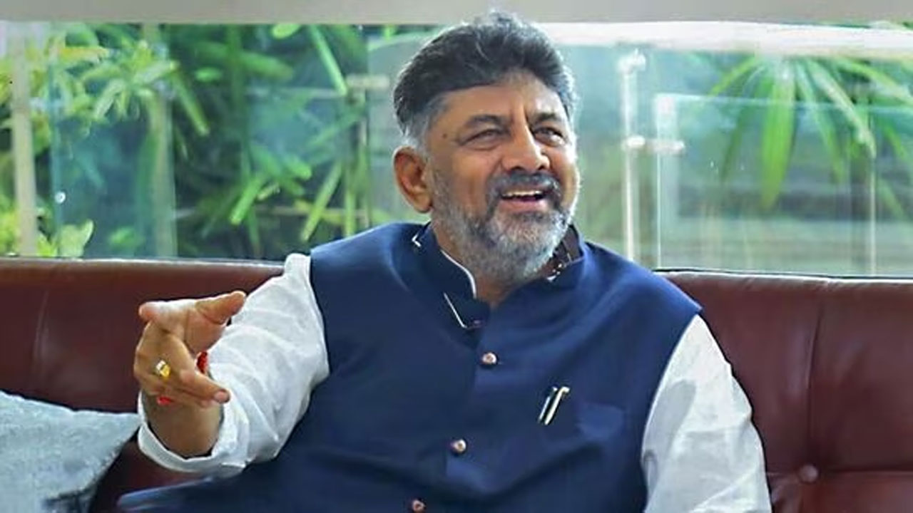 DK. Shivakumar: ప్రధానిని ఎదిరించే ధైర్మం లేని నేతల వల్లే రాష్ట్ర ప్రయోజనాలకు దెబ్బ