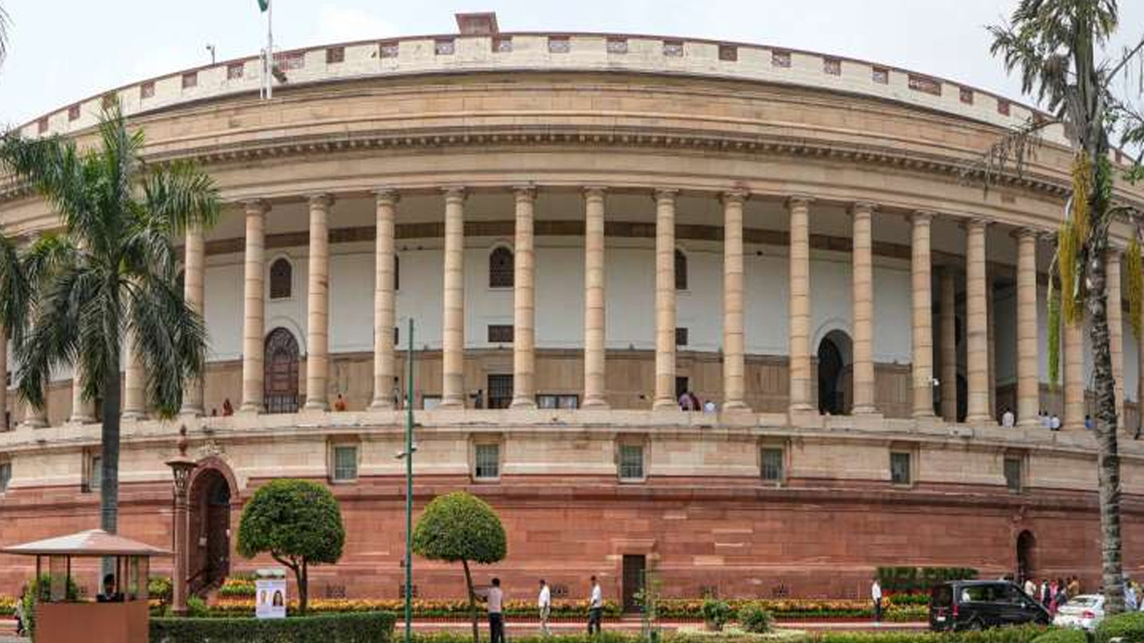 Delhi Services Bill: బిల్లుపై నిప్పులు చెరిగిన కాంగ్రెస్, ఆప్