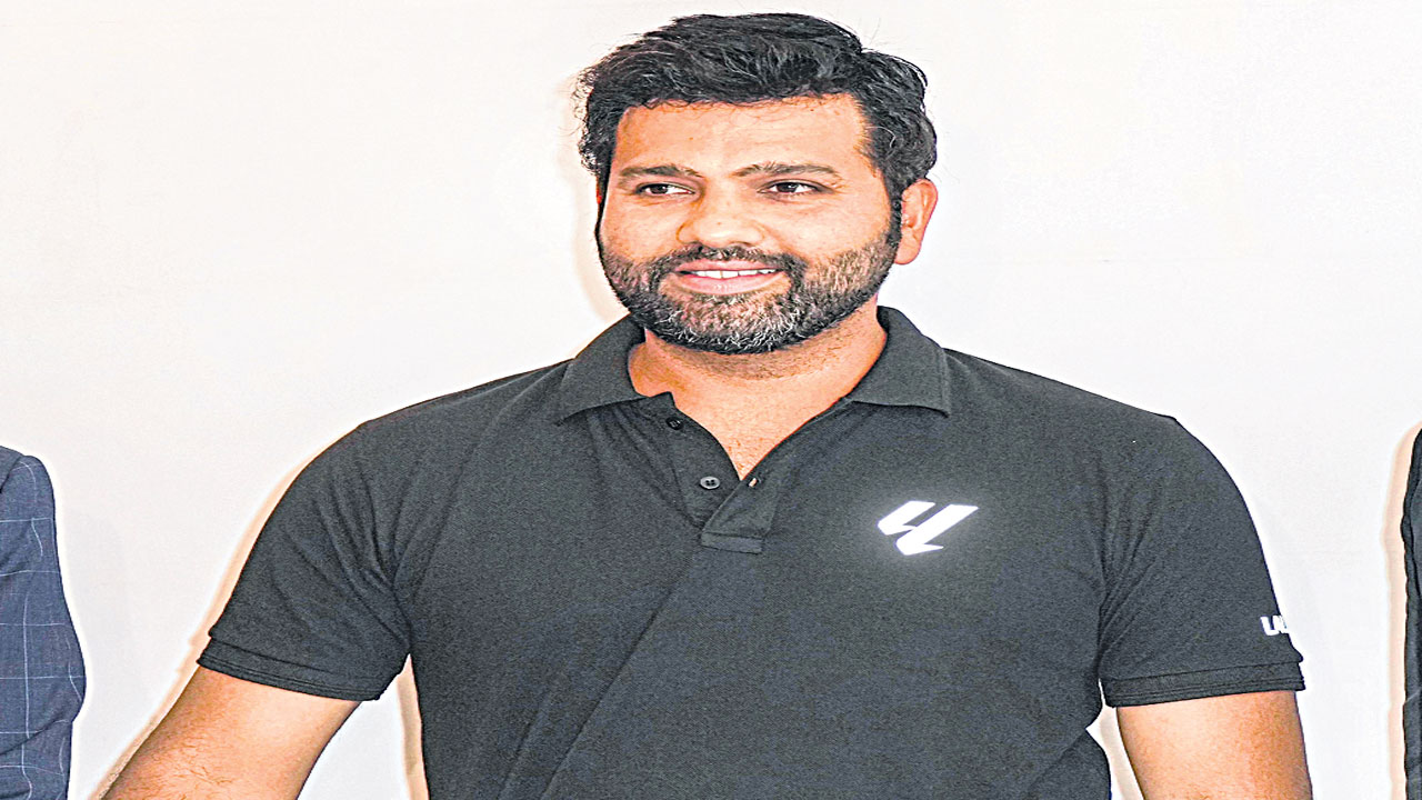 యువీ తర్వాత ఎవరూ లేరు! | Captain Rohit Sharma