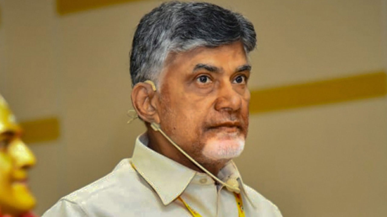 Chandrababu: ఏపీ ఫైబర్ గ్రిడ్ కేసులో చంద్రబాబు ముందస్తు బెయిల్ పిటిషన్‌పై హైకోర్టులో విచారణ