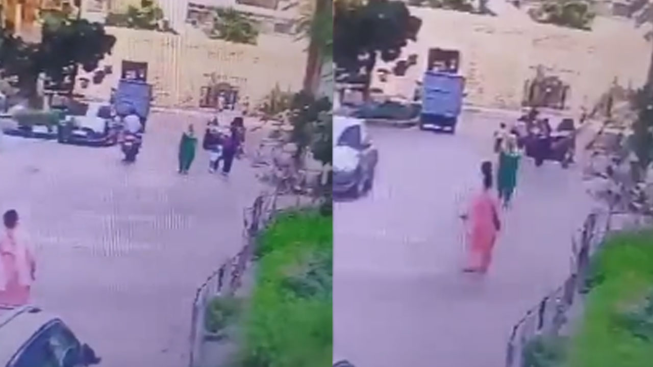 Accident video: విధి విచిత్రమైనదంటే ఇదేనేమో.. లేకపోతే.. చూస్తుండగానే ఇలా జరుగుతుందని ఎవరైనా ఊహించగరలా.. 