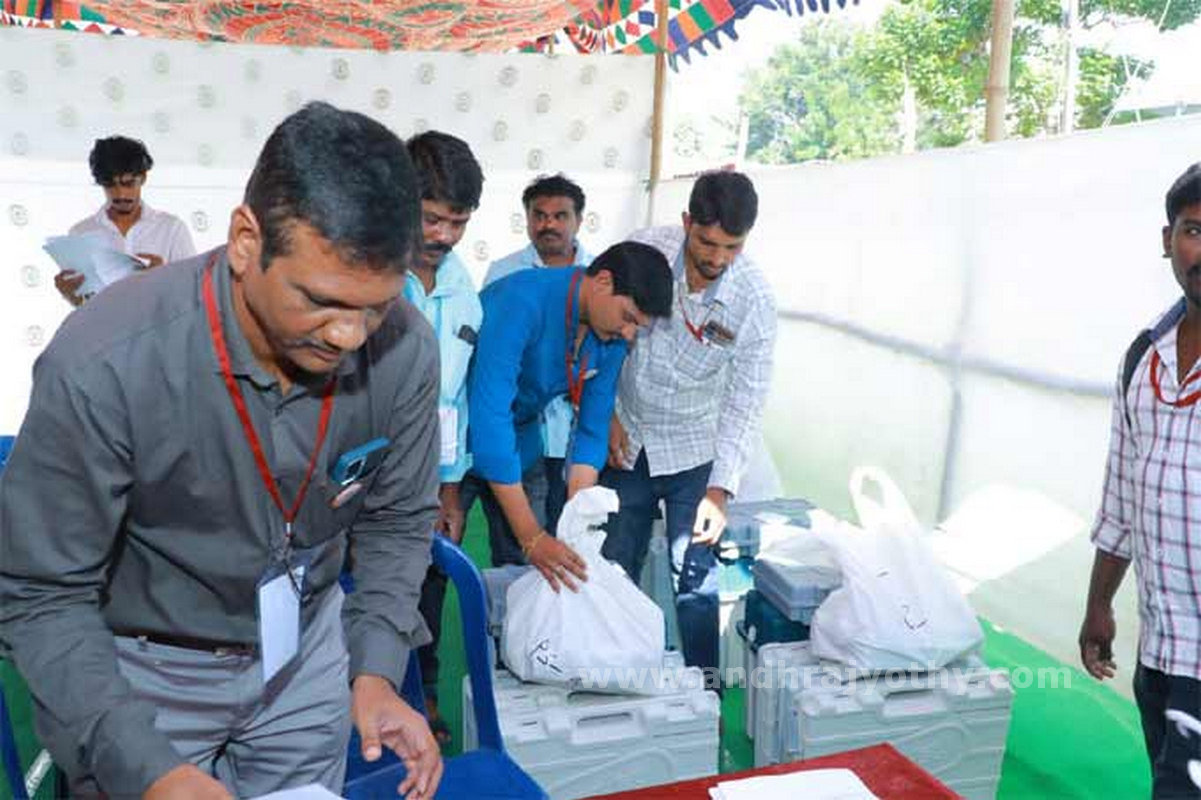 సర్వం సిద్ధం.. రేపే పోలింగ్‌