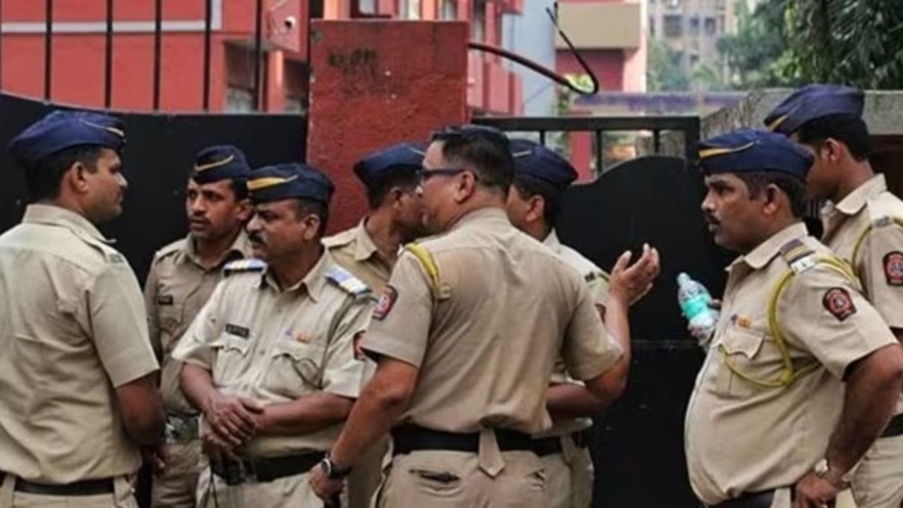 Wife: నువ్వు చెప్పిందంతా అబద్ధం.. ఏం జరిగిందో నిజం చెప్పమంటూ చావుబతుకుల్లో ఉన్న భార్యను పోలీసులు నిలదీస్తే..!