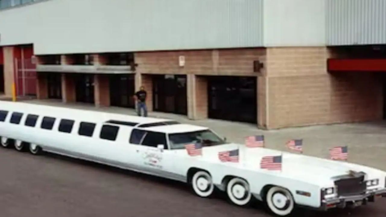 Longest Car: భలే కారు.. లోపల స్విమ్మింగ్ పూల్.. హెలికాఫ్టర్ దించేందుకు హెలీ ప్యాడ్.. 