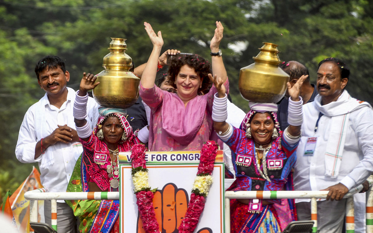 Priyanka Gandhi : మోదీ తమ్ముడు కేసీఆర్‌