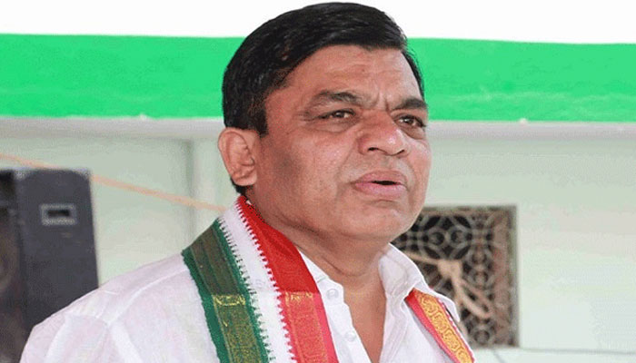 Balaram Naik:  గిరిజనులను మోసగిస్తున్నకేసీఆర్‌ని ఓడించాలి