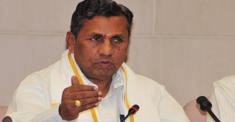 TS News :  కేసీఆర్ చెబుతున్నవన్నీ అబద్ధాలేనన్న కర్ణాటక మంత్రి మునియప్ప