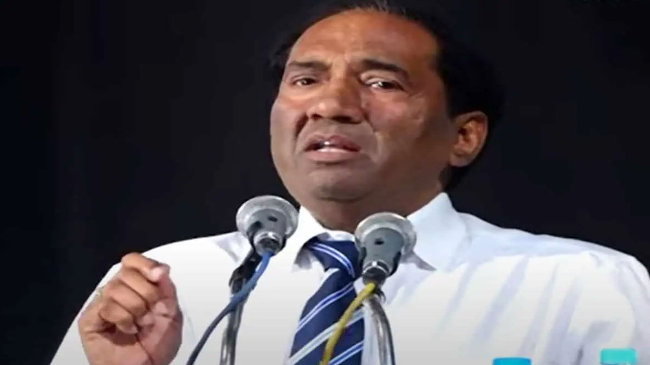 Former IAS AK Goyal: నా నివాసంలో విధ్వంసం సృష్టించిన కాంగ్రెస్ నేతలపై ...