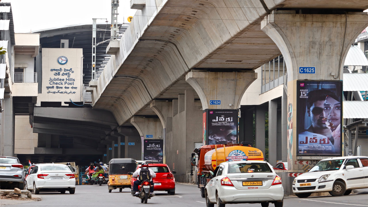 Hyderabad: అన్ని పార్టీలు జూబ్లీహిల్స్‌ వైపే.. పట్టు సాధించేందుకు ఎత్తుగడలు  