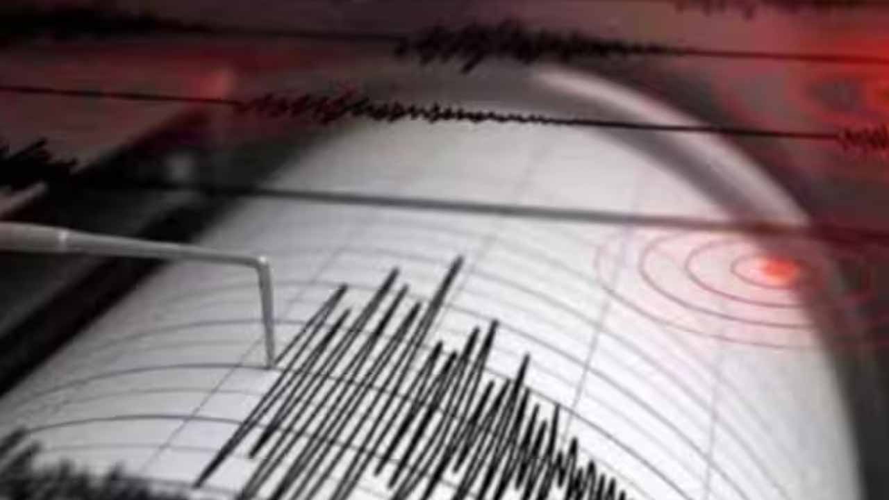 Earthquake:ఢిల్లీ-నేపాల్‌ని మళ్లీ వణికించిన భూకంపం.. రిక్టర్ స్కేల్‌పై 5.6 తీవ్రత నమోదు