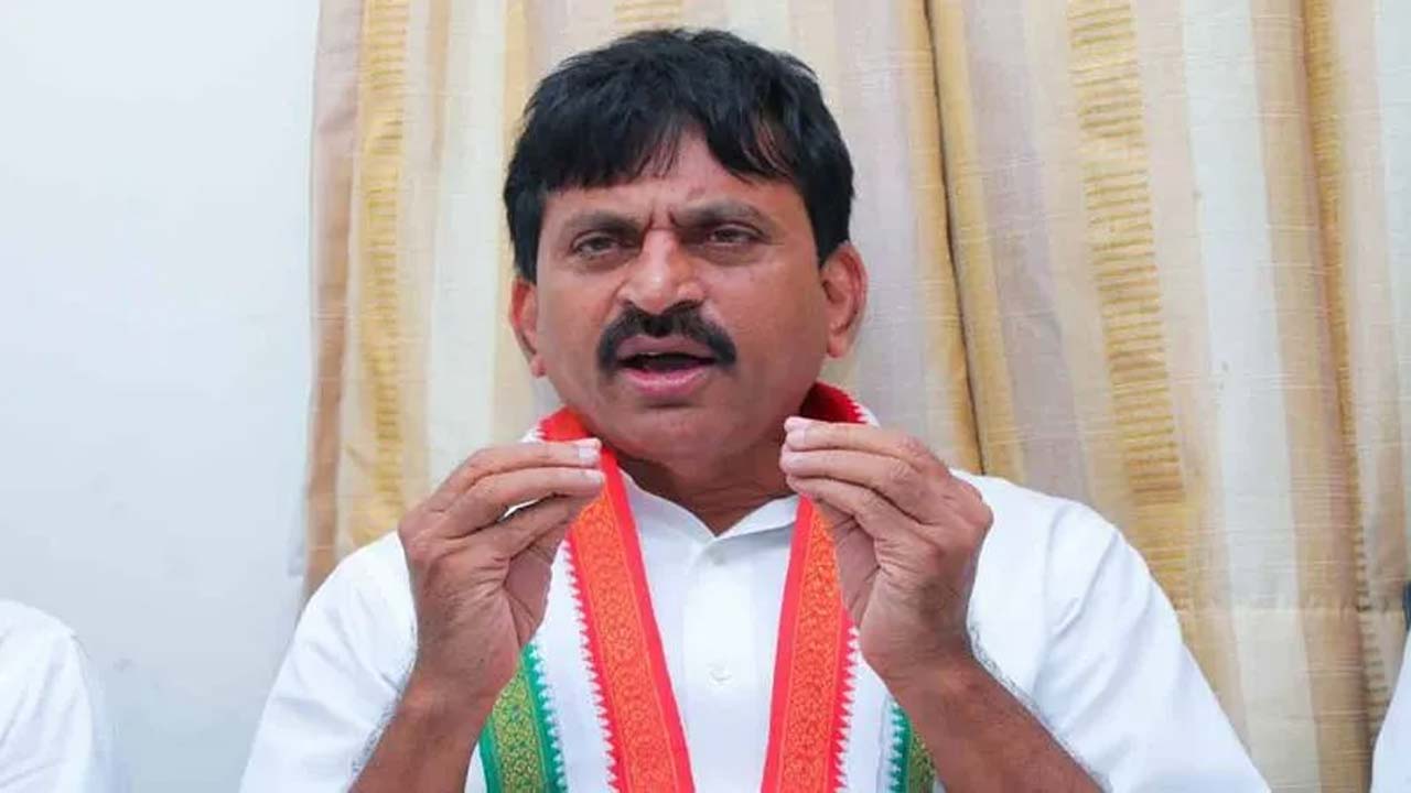 ponguleti: నన్ను ఓడించేందుకు కేసీఆర్‌ కుట్ర