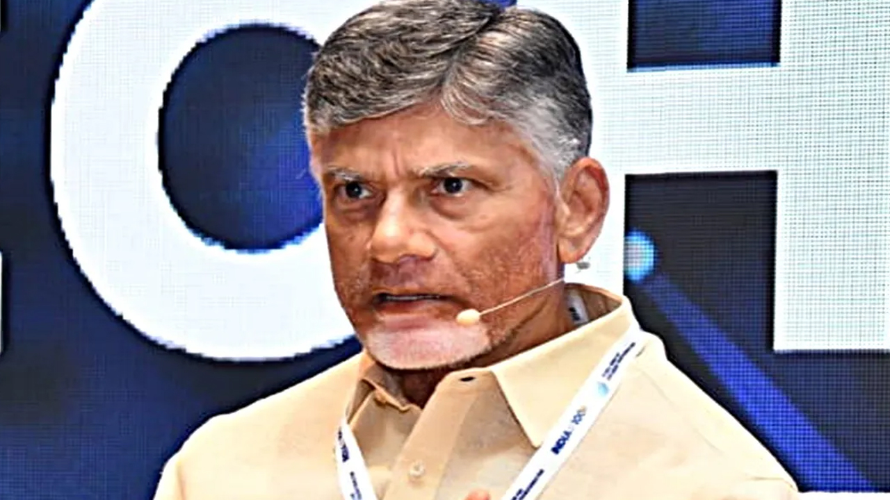 Chandra Ravuru Chandrababu: వైసీపీ అధికార దుర్వినియోగంపై పార్లమెంట్లో ప్రస్తావించాలని ...