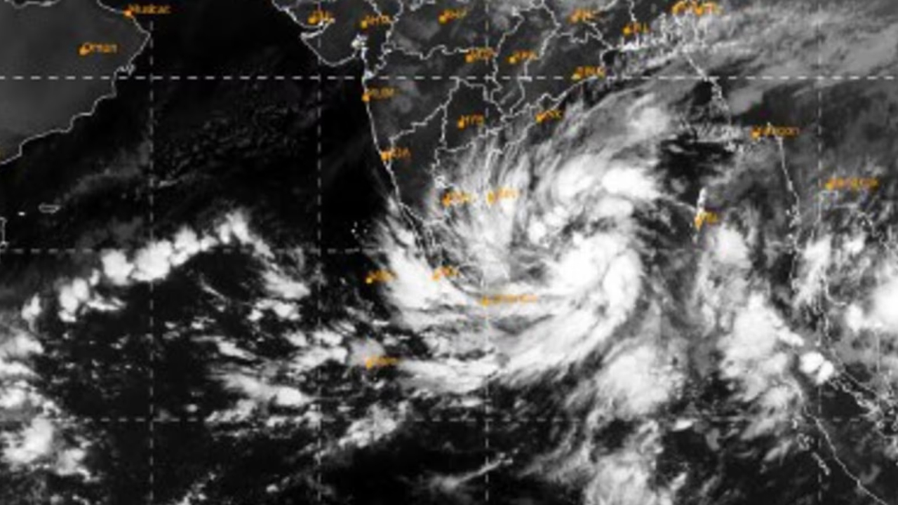 Cyclone Michaung: నెల్లూరుకు 80 కి.మీ దూరంలో తుఫాన్