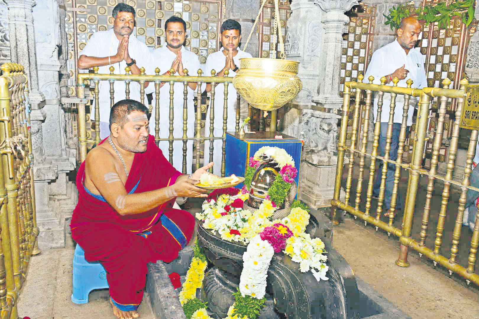 హరిహరులకు విశేష పూజలు