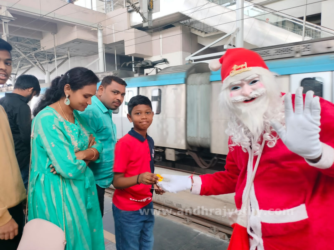 క్రిస్మస్‌ సందడి