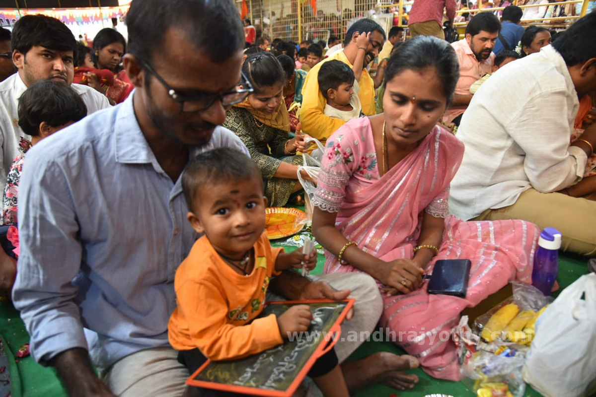 సరస్వతీ నమస్తుభ్యం