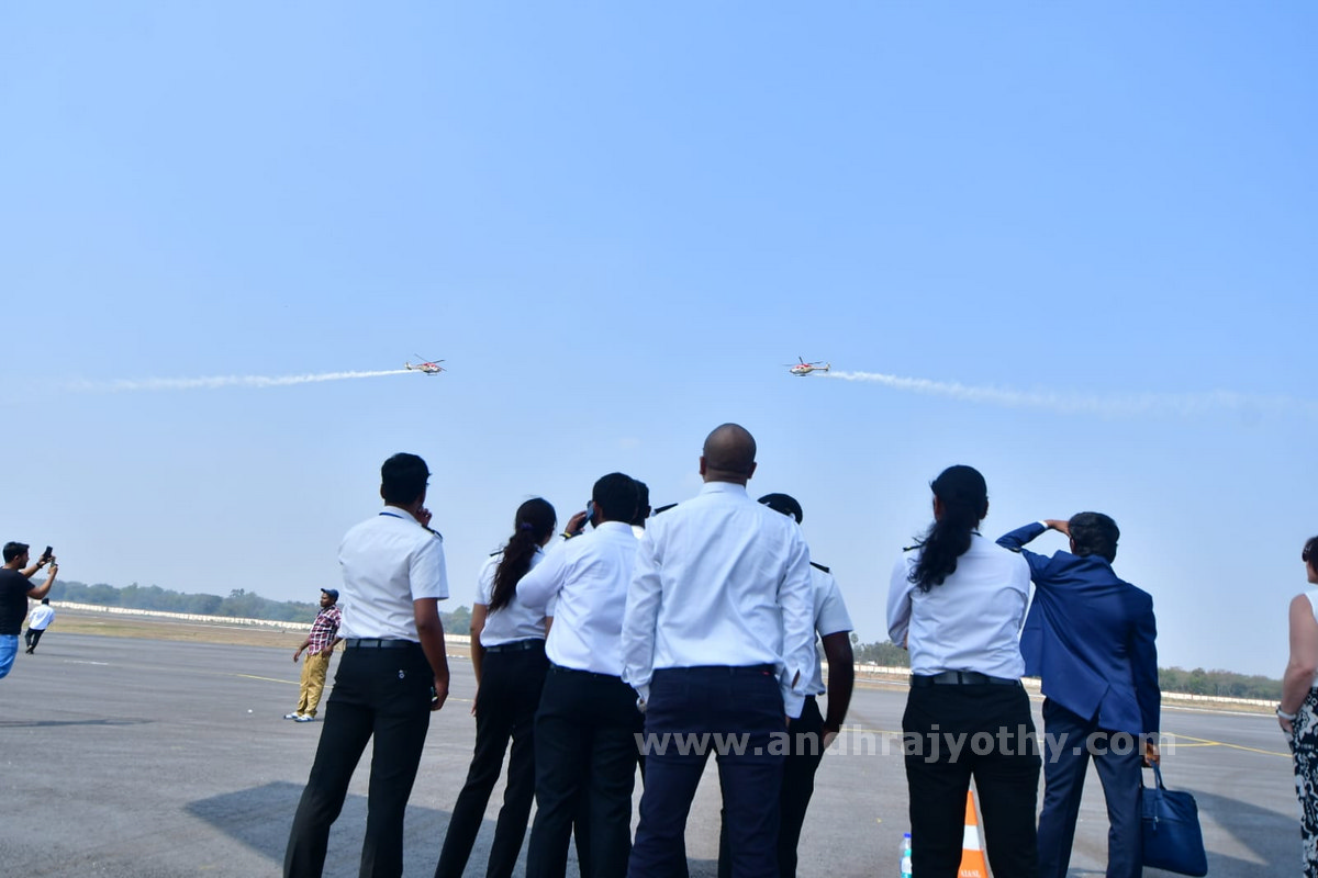 ఆకాశమే హద్దు