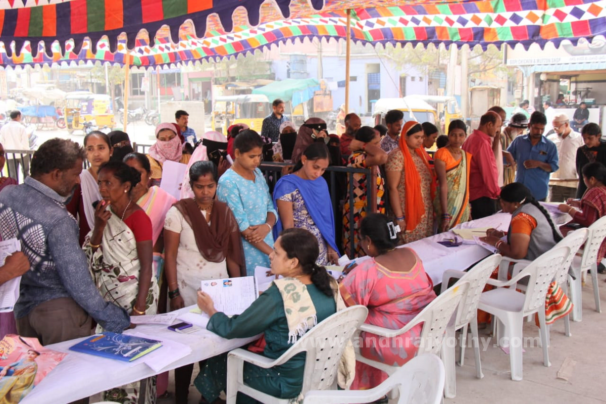 ‘ప్రజావాణి’కి భారీగా వినతులు