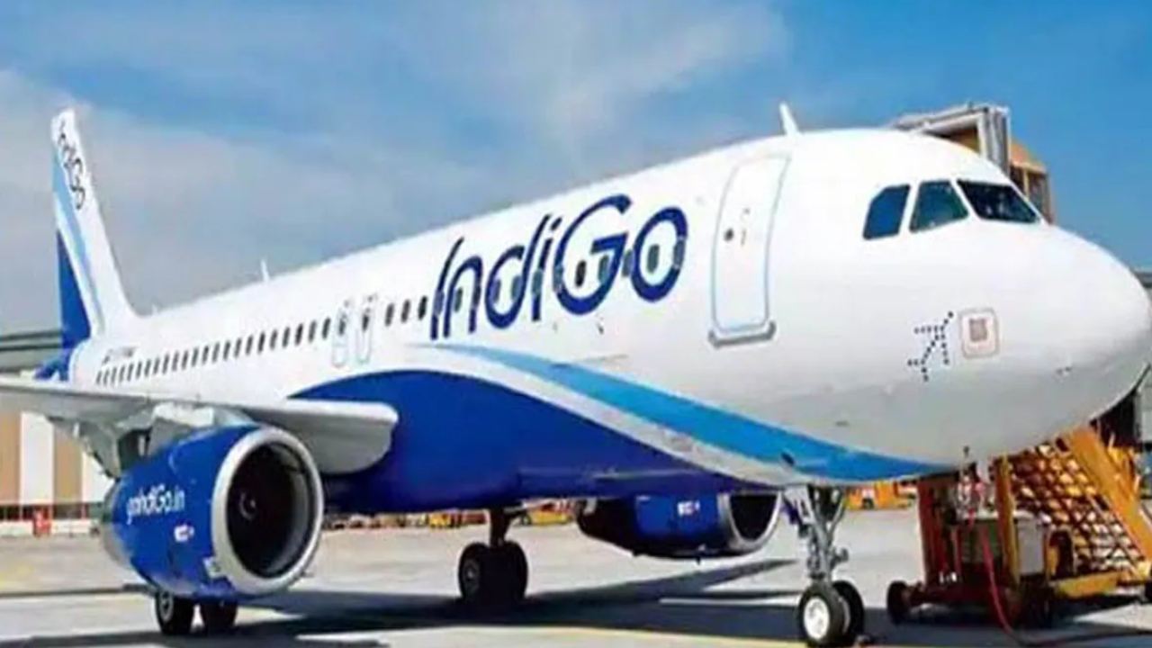 Indigo Flight Delay: ఇంతటి దారుణ అనుభవమా.. ఇండిగోపై భగ్గుమన్న ప్యాసింజర్!