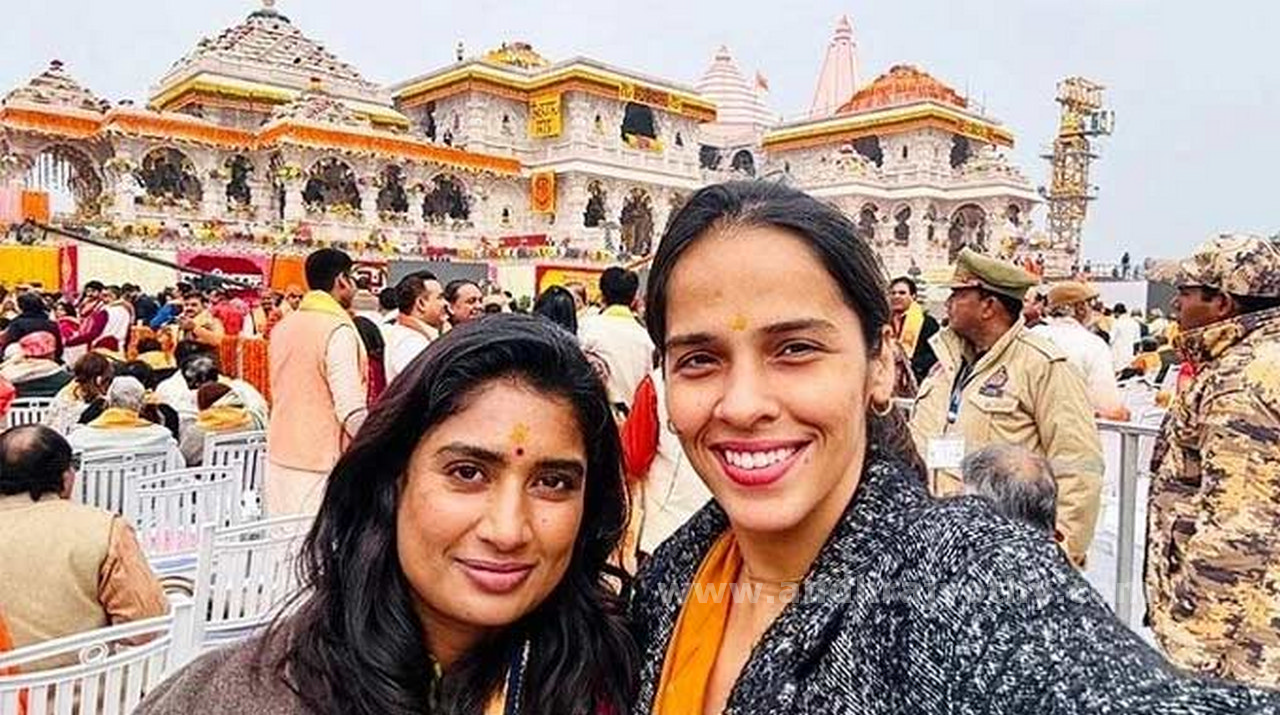 అపూర్వం - అమోఘం  