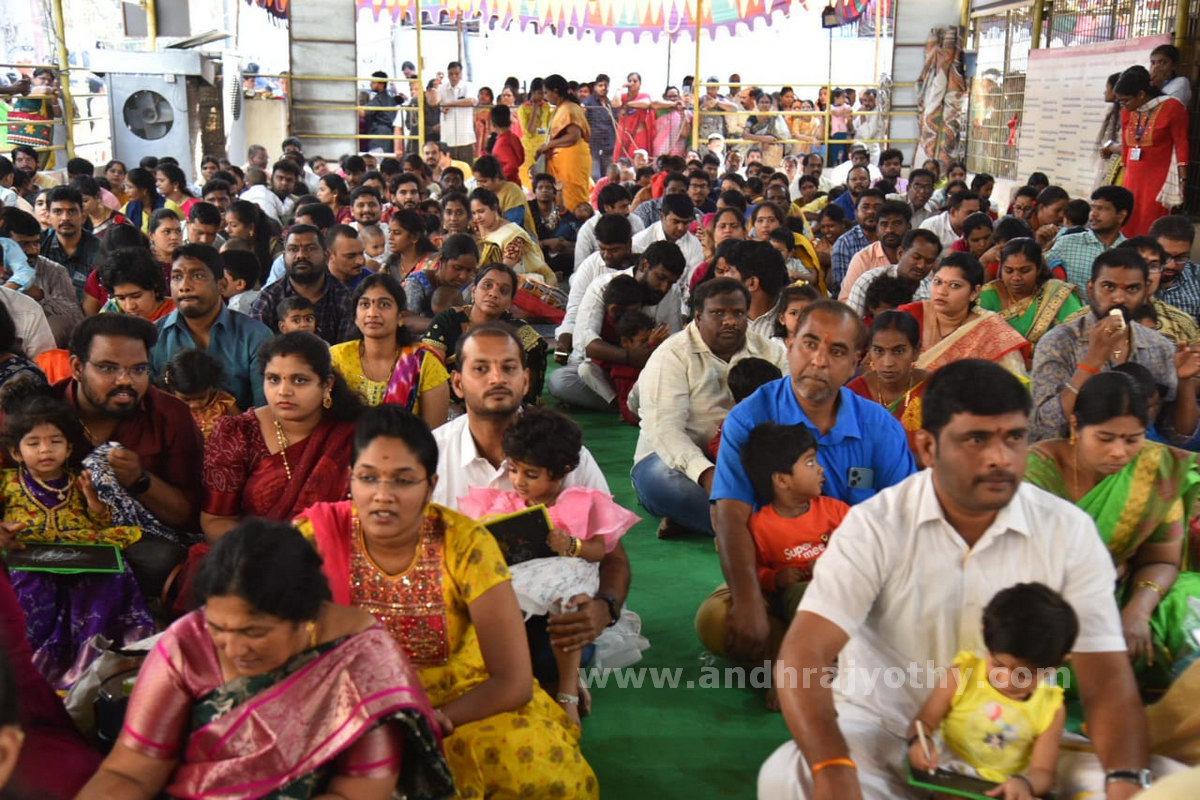 సరస్వతీ నమస్తుభ్యం
