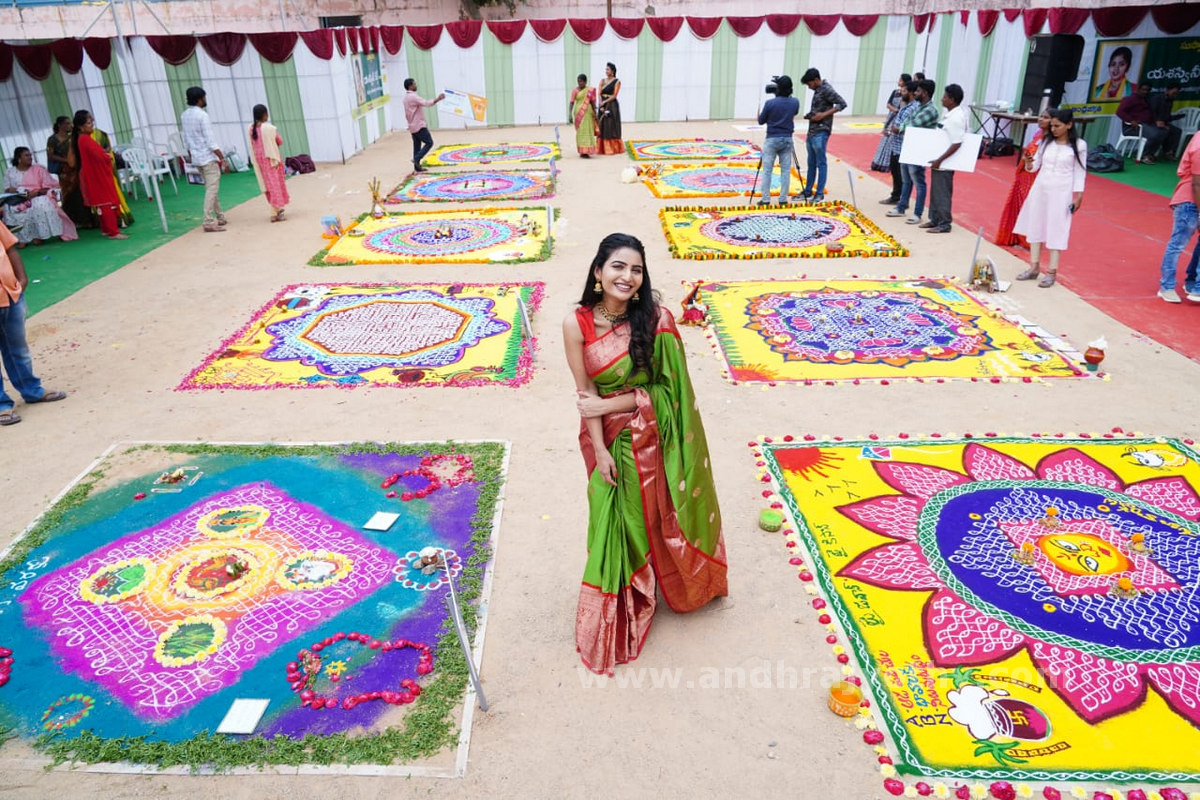 రంగవల్లుల ఫైనల్స్‌లో విజేతలు