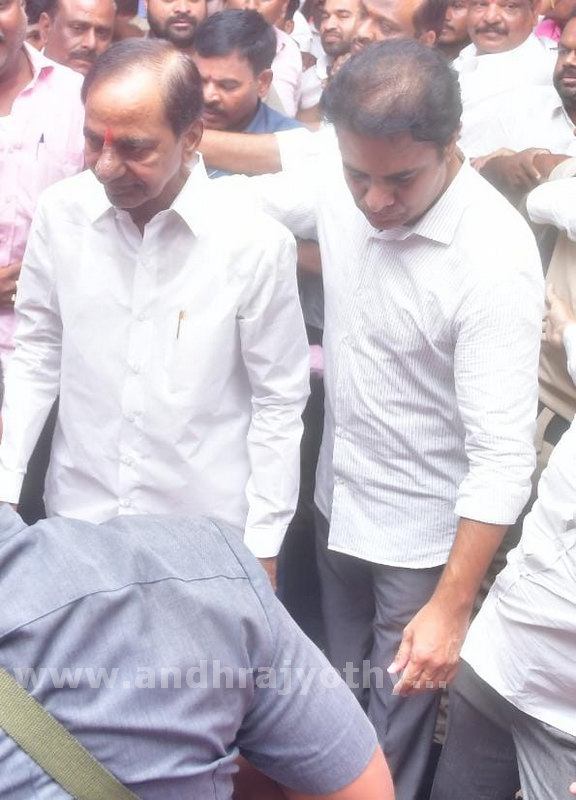 కాంగ్రెస్‌కు తెలివి లేదు