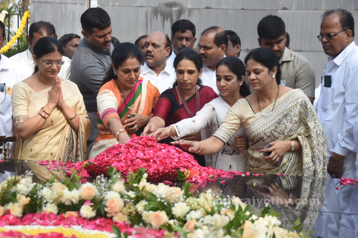 తెలంగాణ సాధనలో జైపాల్‌ కృషి ఎనలేనిది