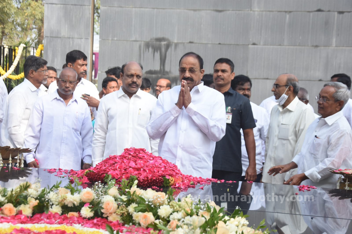 తెలంగాణ సాధనలో జైపాల్‌ కృషి ఎనలేనిది