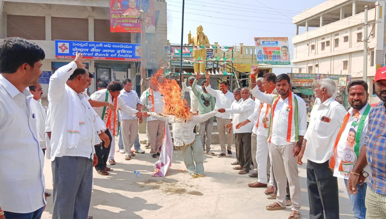 సీఎం రేవంత్‌రెడ్డికి బాల్క సుమన్‌ క్షమాపణలు చెప్పాలి