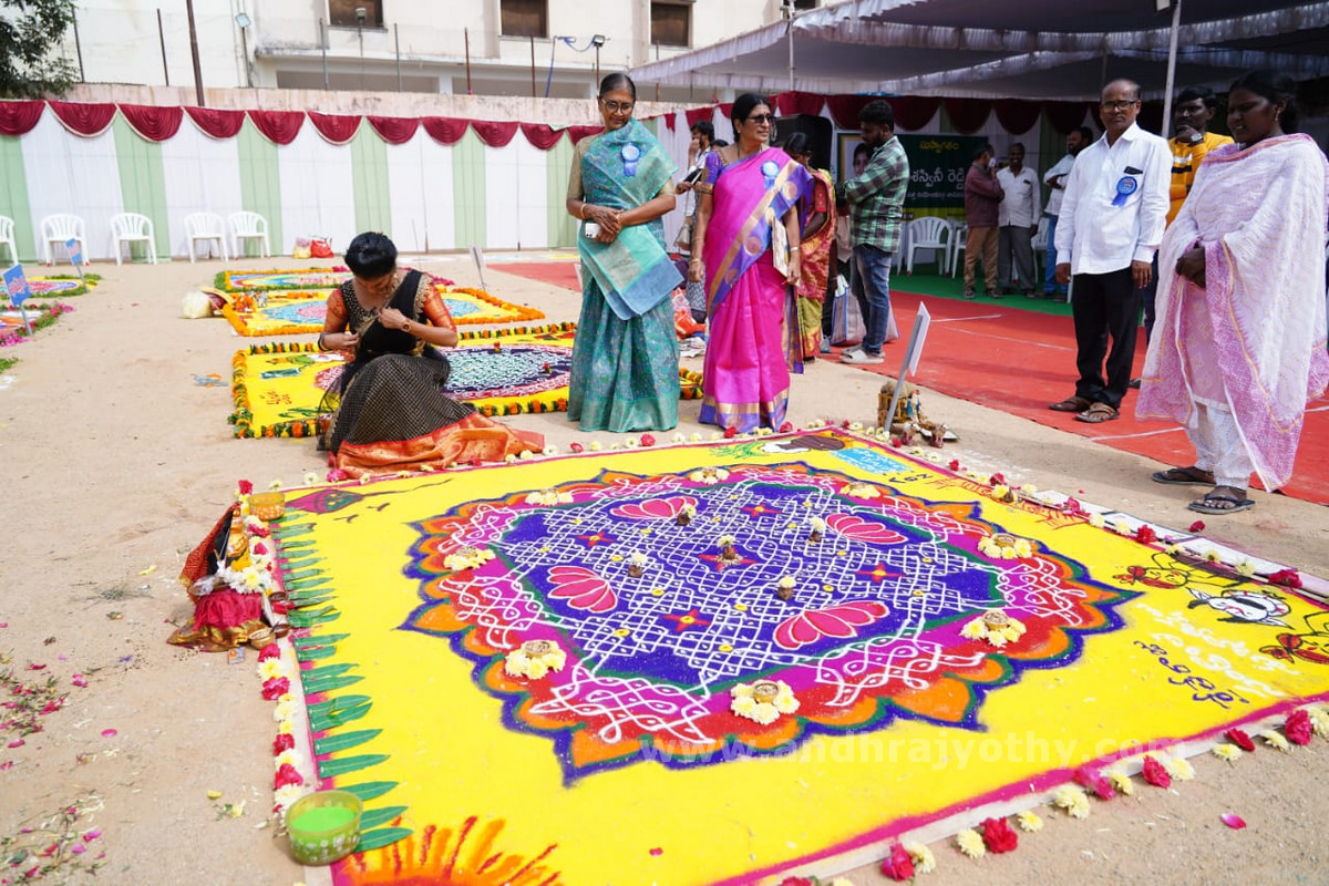 రంగవల్లుల ఫైనల్స్‌లో విజేతలు