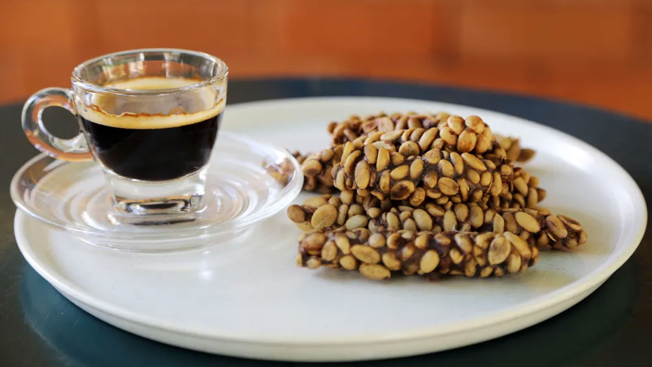Civet Coffee: ఈ పిల్లి మలంతో చేసే కాఫీ ఖరీదు తెలిస్తే మైండ్‌బ్లాక్ అవ్వాల్సిందే!