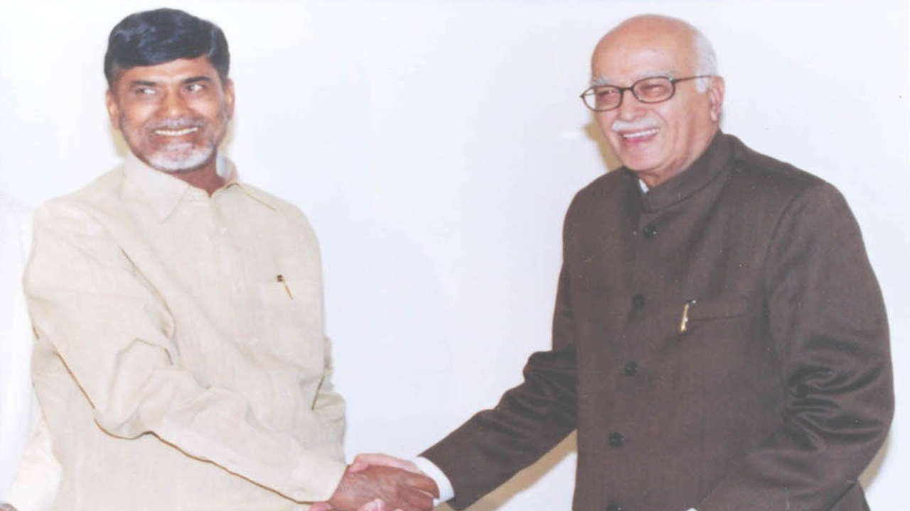 LK Advani - Bharat Ratna : ‘భారత రత్న’ అవార్డుకు ఎంపికైన ఎల్‌కే అద్వానీకి టీడీపీ అధినేత చంద్రబాబు అభినందనలు