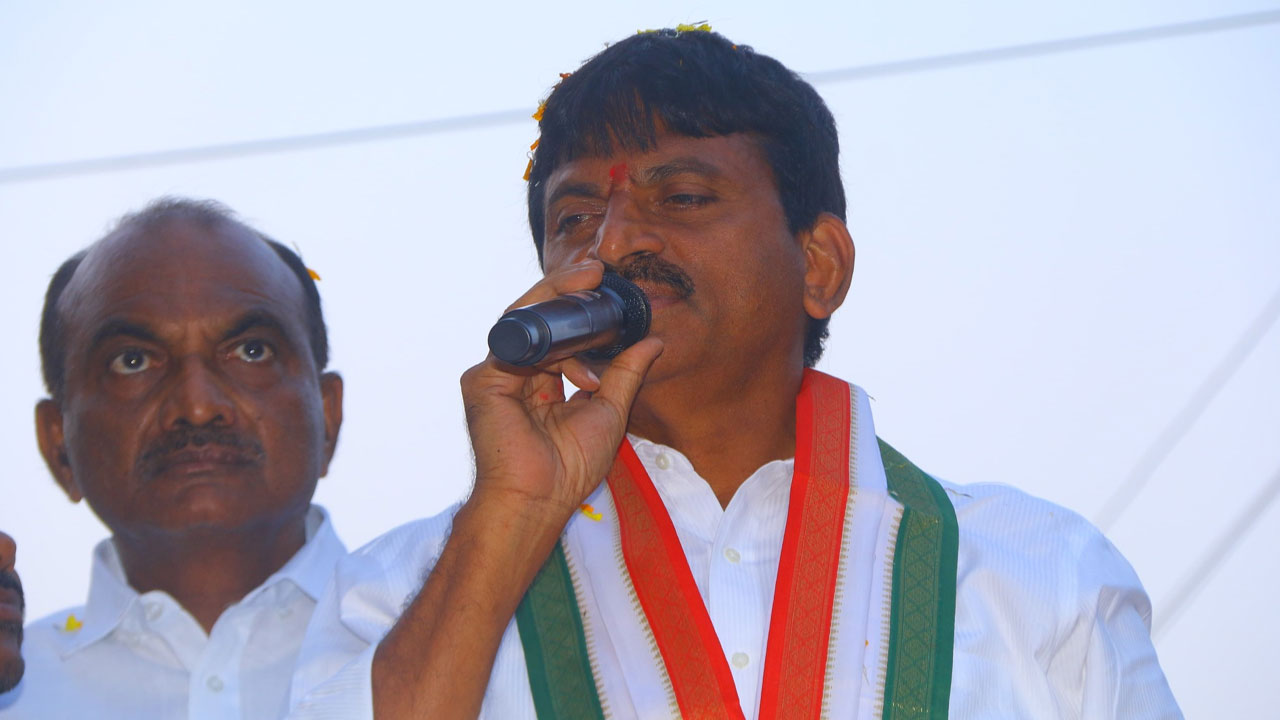Minister Ponguleti: గత ప్రభుత్వంలో జరిగిన అవినీతిని బయటకు తీస్తా