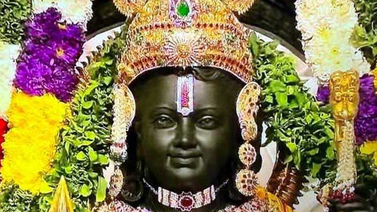 Ram Mandir: అయోధ్యలో కనులపండువగా బాల రాముని ప్రాణ ప్రతిష్ట