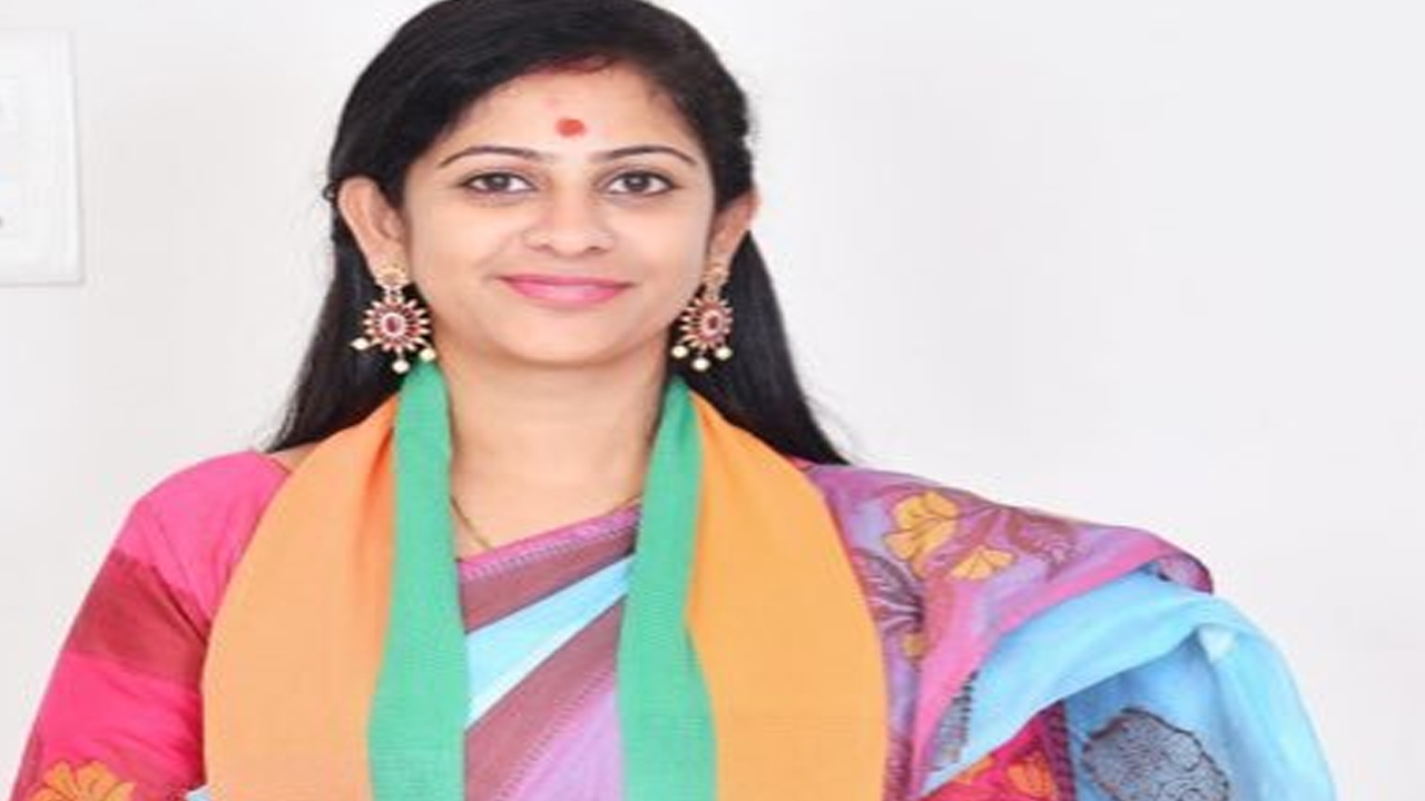 Yamini Sharma: పాదయాత్రలో ఇచ్చిన హామీలను జగన్ తుంగలో తొక్కారు