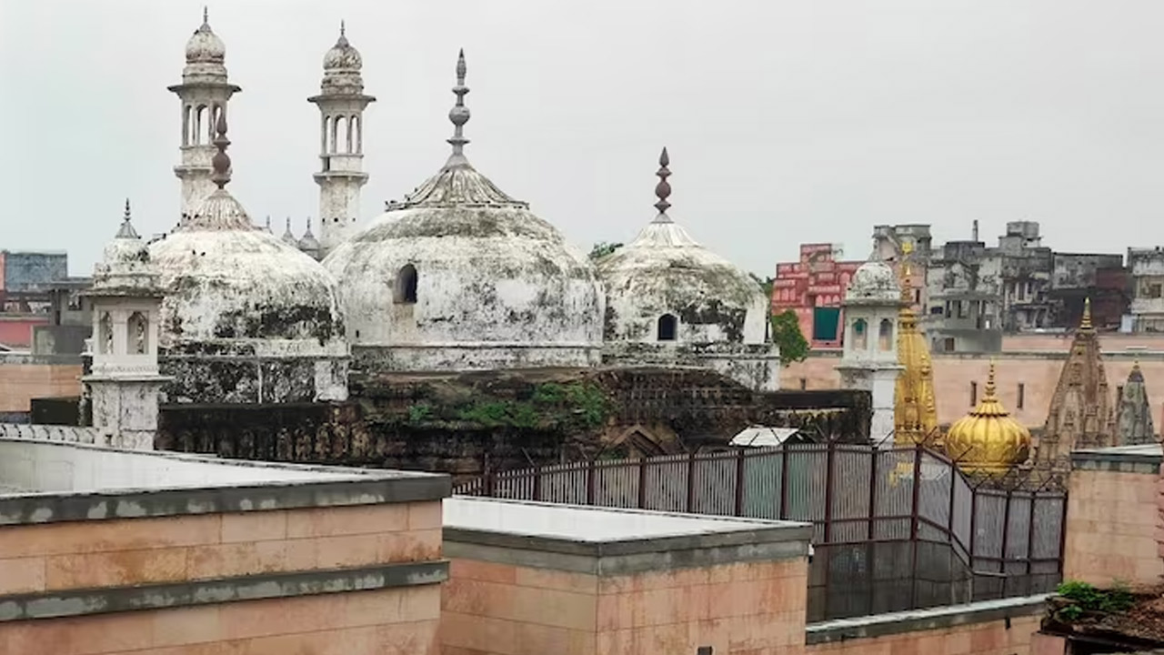 Gyanvapi Mosque: సీల్డ్ కవర్‌లో వారణాసి కోర్టుకు ఆర్కియాలజీ సర్వే నివేదిక