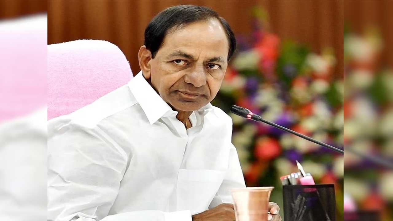 KCR: నల్లగొండ జిల్లాలో రోడ్డు ప్రమాదంపై తీవ్ర దిగ్భ్రాంతిని వ్యక్తం చేసిన కేసీఆర్ 