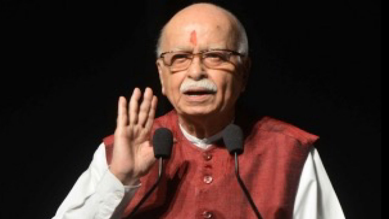 LK.Advani: ఇప్పటికే ఆలస్యం అయింది.. ఎల్ కే అద్వానీకి భారతరత్న ప్రకటనపై విపక్షాల స్పందన..