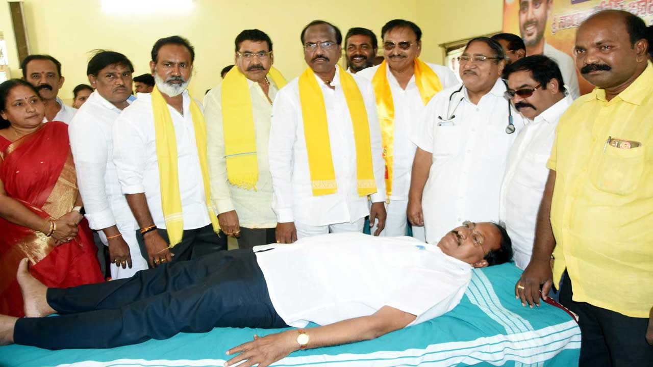 ఘనంగా నారా లోకేష్ పుట్టినరోజు వేడుకలు